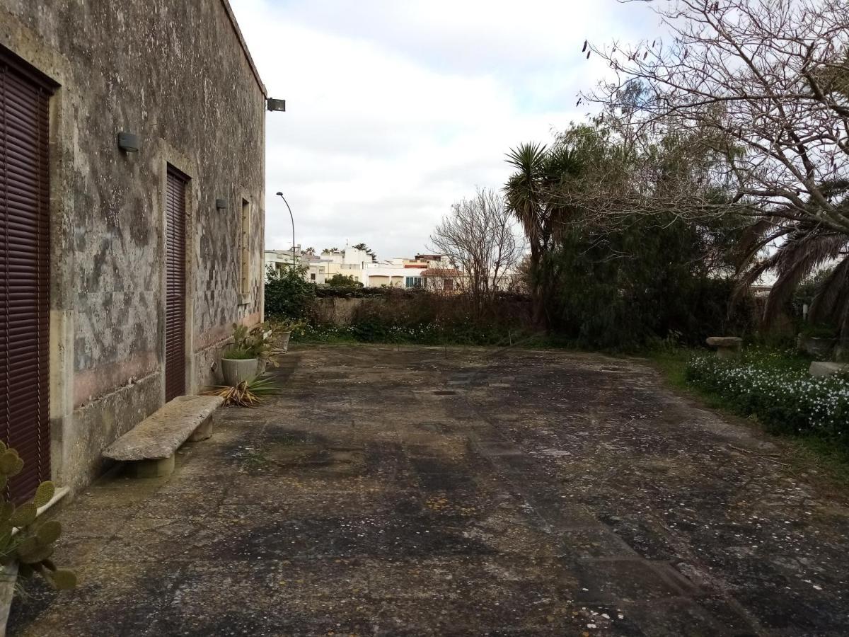Masseria La Colombaia Poggiardo Exterior foto