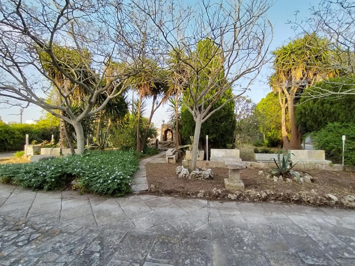 Masseria La Colombaia Poggiardo Exterior foto
